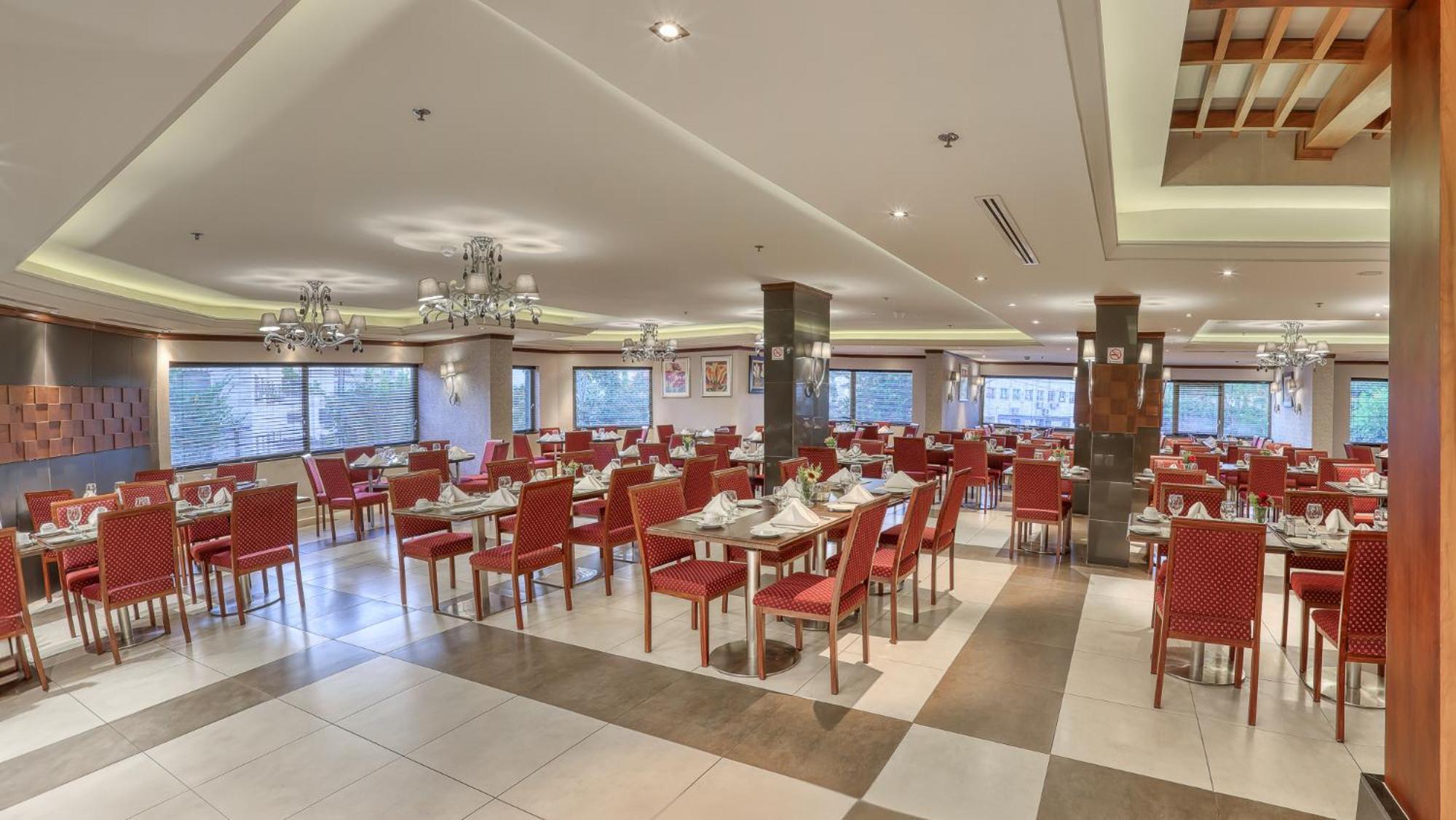 Geneva Hotel Аман Екстериор снимка